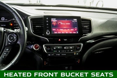 2022 Honda Ridgeline Black Edition Power moonroof & Navigation System