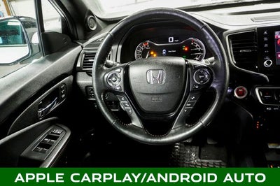 2022 Honda Ridgeline Black Edition Power moonroof & Navigation System