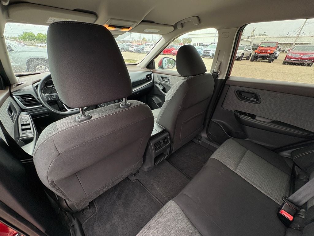2022 Nissan Rogue S Blind Spot Warning