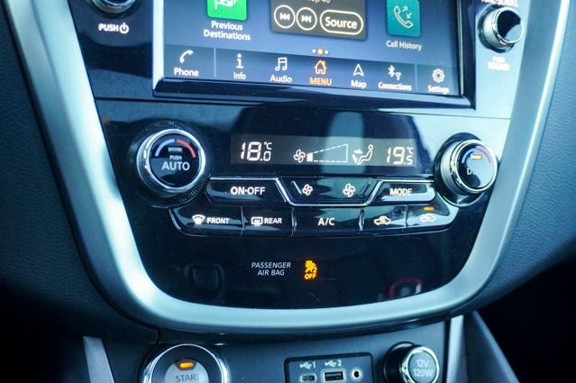 2024 Nissan Murano SV Navigation & Full Pano Moonroof