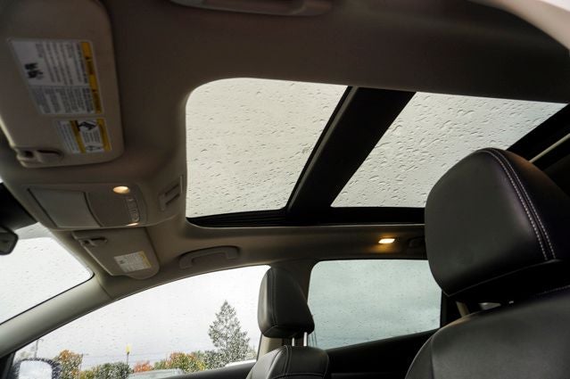 2024 Nissan Murano SL Power moonroof & Navigation System