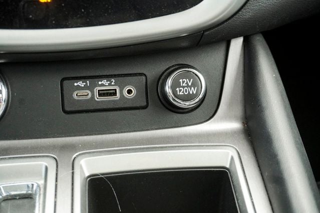 2024 Nissan Murano SL Power moonroof & Navigation System