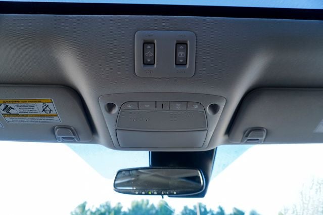 2022 Nissan Murano SL Navigation System & Dual Panel Panoramic Moonroof