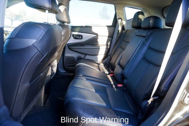 2022 Nissan Murano SL Navigation System & Dual Panel Panoramic Moonroof