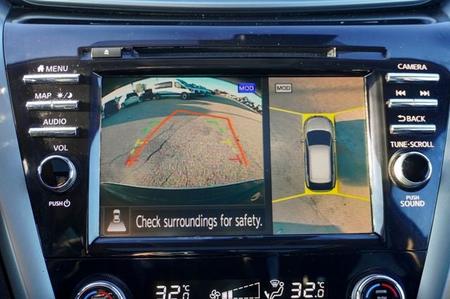 2023 Nissan Murano SL Navigation System & Dual-Panel Moonroof