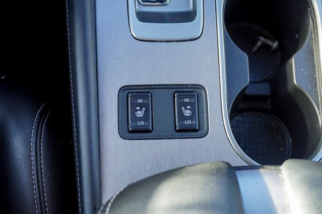 2024 Nissan Murano SL Power moonroof & Navigation System