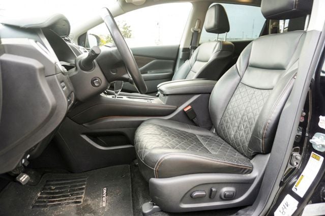 2023 Nissan Murano Platinum Power moonroof & Navigation System