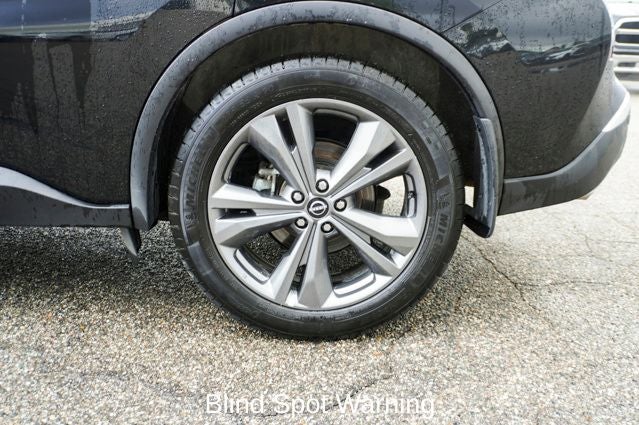 2023 Nissan Murano Platinum Power moonroof & Navigation System