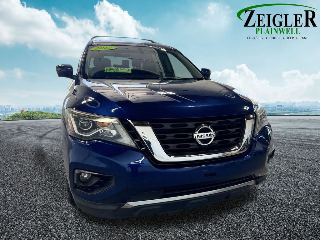 2017 Nissan Pathfinder Platinum