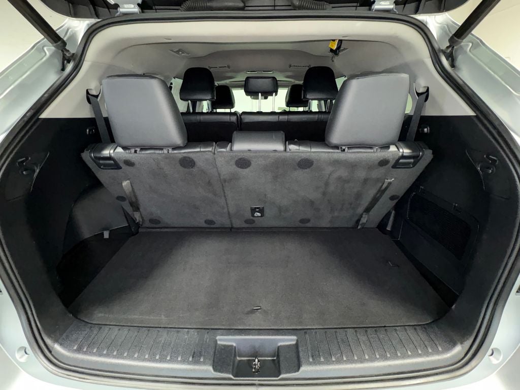 2022 Toyota Highlander Hybrid XLE Power moonroof