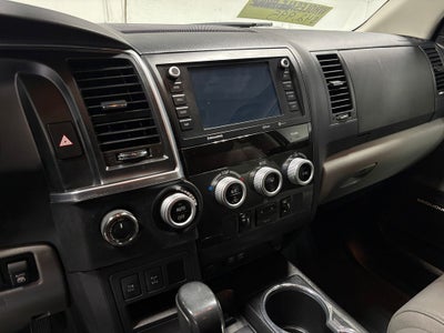 2020 Toyota Sequoia Limited Power moonroof