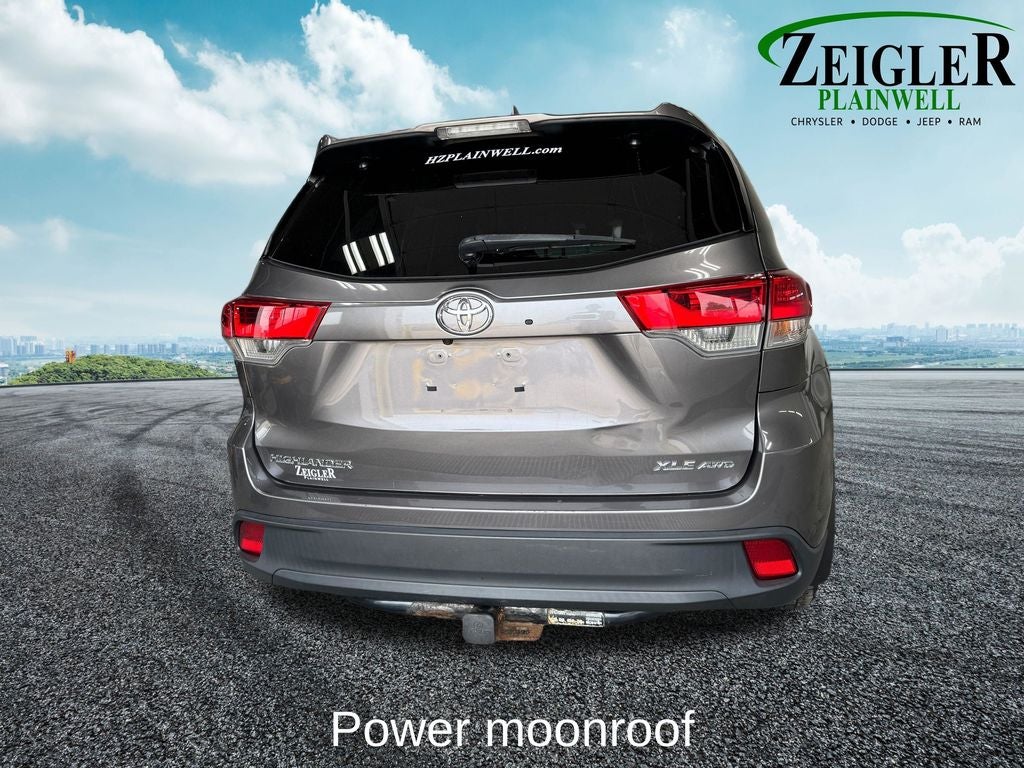 2018 Toyota Highlander XLE Power moonroof