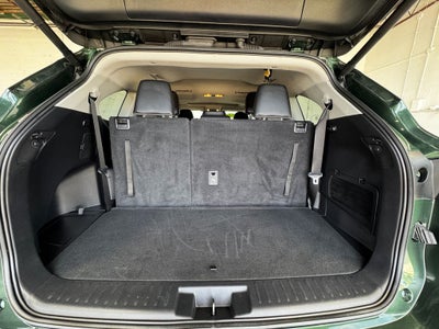 2024 Toyota Highlander XLE Power moonroof