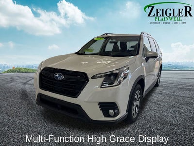 2022 Subaru Forester Premium Blind Spot Detection w/RCTA & Power Rear Gate