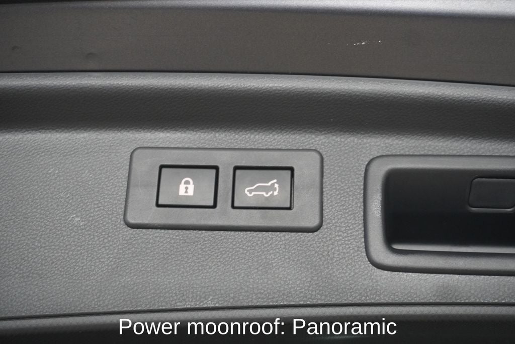2023 Subaru Forester Touring Power moonroof: Panoramic