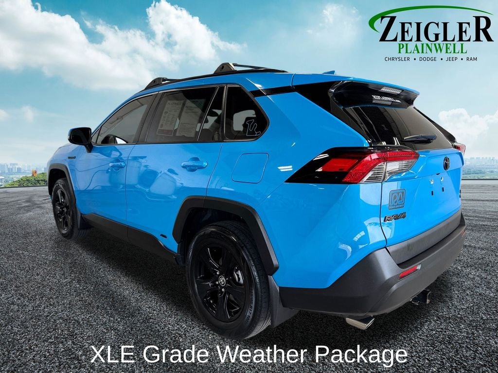 2021 Toyota RAV4 Hybrid XLE All Weather Liner Package