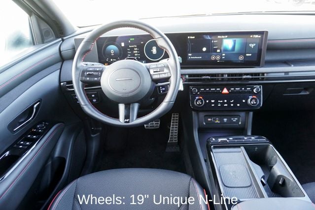 2025 Hyundai Tucson Hybrid N Line Navigation System & Power moonroof