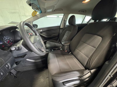 2017 Kia Forte5 LX Remote keyless entry