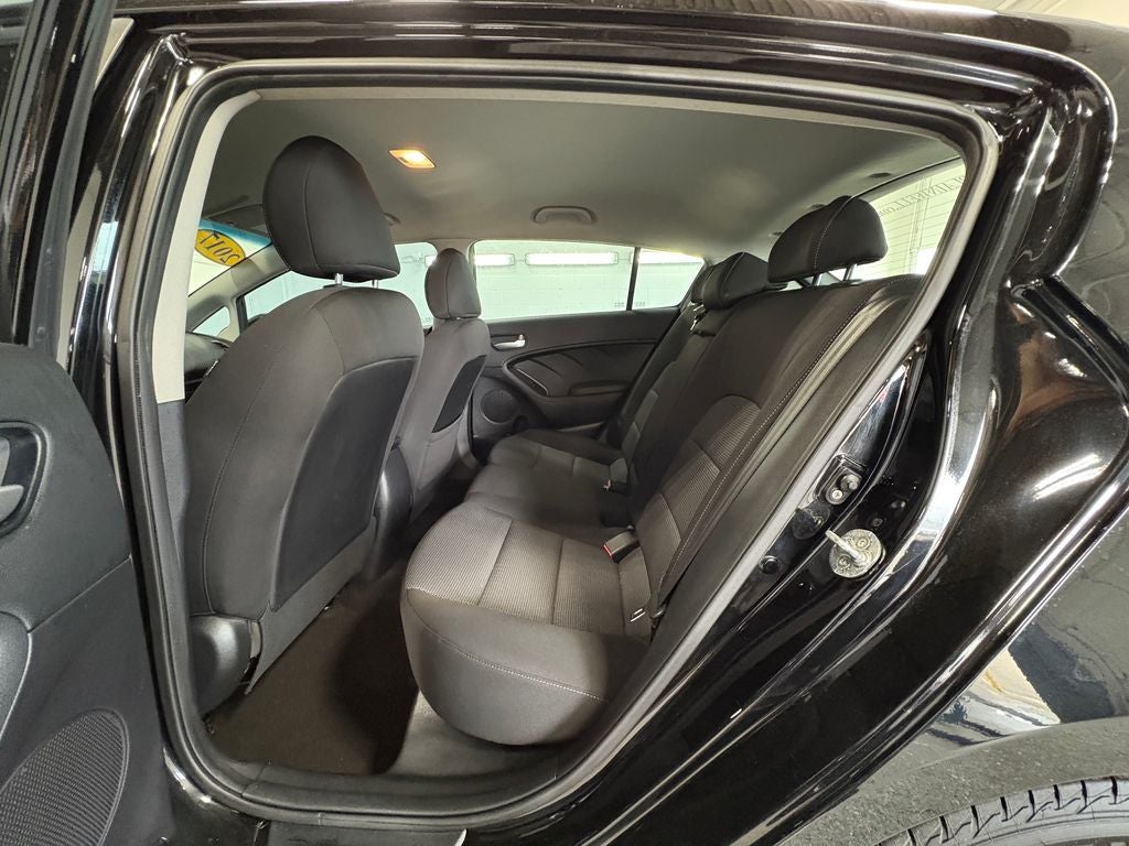 2017 Kia Forte5 LX Remote keyless entry