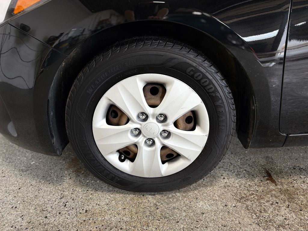 2017 Kia Forte5 LX Remote keyless entry