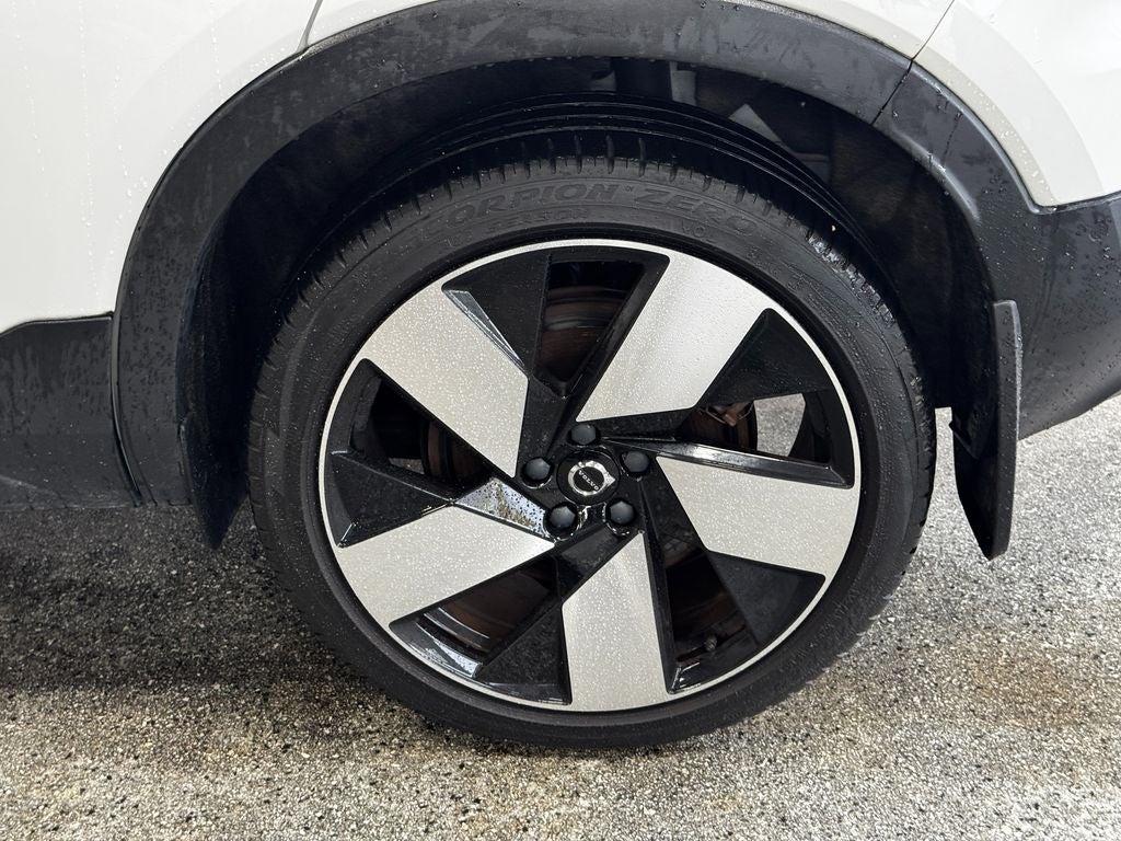 2023 Volvo XC40 Recharge Pure Electric Ultimate