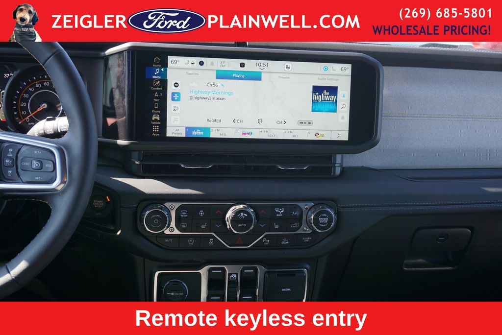 2024 Jeep Wrangler Sahara Hard Top Sky One Touch Power Moonroof Top Tech &