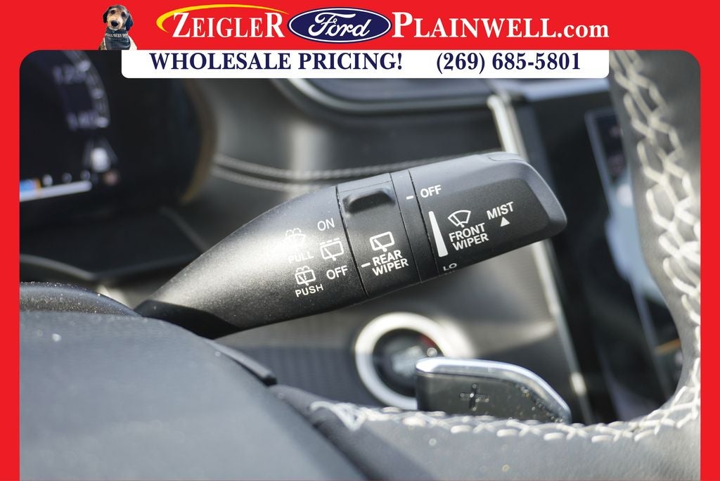 2023 Jeep Grand Cherokee Laredo V6 4x4 Rear Camera Power Seat