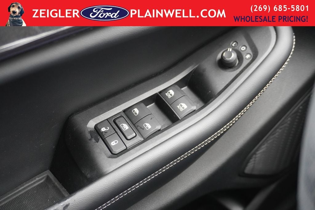 2023 Jeep Grand Cherokee L Laredo L 3rd Row Luxury Tech Pkg Heated Seats & Steering