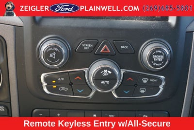 2022 RAM 1500 Classic Express Crew Cab Black Edition Heated Seats Tow