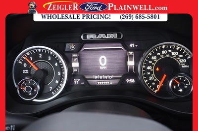 2023 RAM 1500 Laramie CREW CAB 4x4 Navigation Heated Front Leather Heate