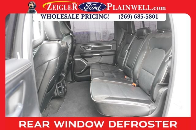 2024 RAM 1500 Laramie Crew Cab 4x4 PANORAMIC ROOF HEATED LEATHER 5.7 L H