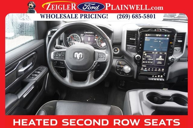 2024 RAM 1500 Laramie Crew Cab 4x4 PANORAMIC ROOF HEATED LEATHER 5.7 L H