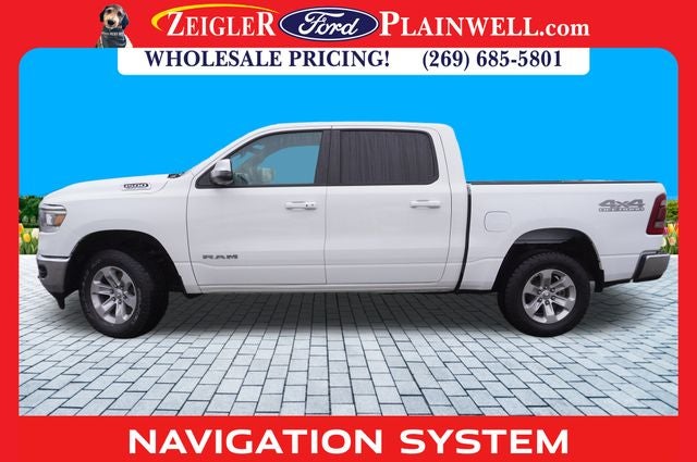 2024 RAM 1500 Laramie Crew Cab 4x4 PANORAMIC ROOF HEATED LEATHER 5.7 L H