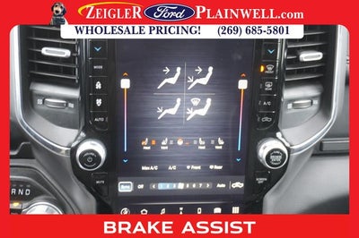 2024 RAM 1500 Laramie Crew Cab 4x4 PANORAMIC ROOF HEATED LEATHER 5.7 L H