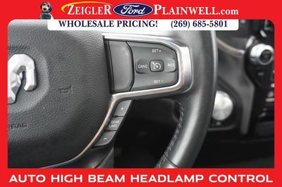 2024 RAM 1500 Laramie Crew Cab 4x4 PANORAMIC ROOF HEATED LEATHER 5.7 L H