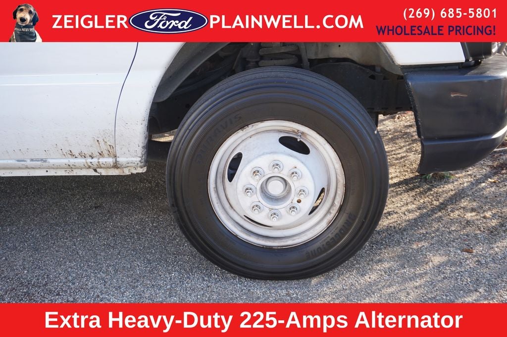 2011 Ford E-450SD Base