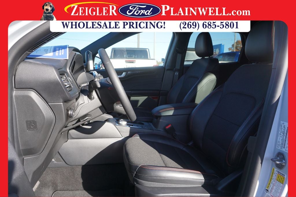 2025 Ford Escape ST-Line AWD ST Line Seats BLis Traffic Alert