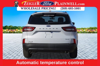 2025 Ford Escape ST-Line AWD ST Line Seats BLis Traffic Alert