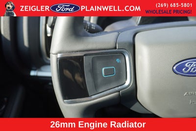 2025 Ford Expedition Active 4x4 Panoramic Roof Leather Rear Camera