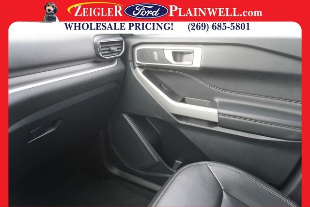 2024 Ford Explorer XLT Leather 4x4 Rear Camera