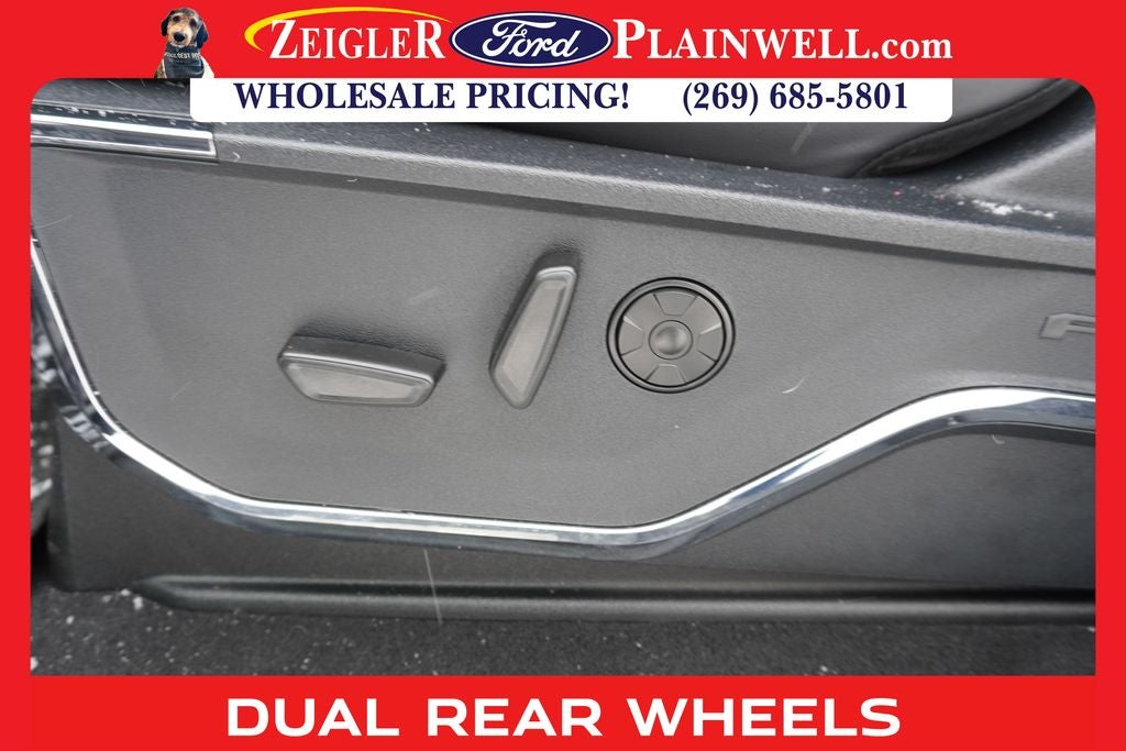 2025 Ford F-450SD Platinum DRW