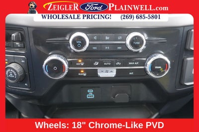 2024 Ford F-150 XLT Crew Cab 3.5L ECOBOOST NAV Custom Lift Tires and R