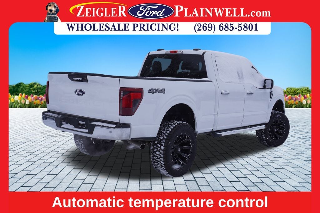 2024 Ford F-150 XLT Crew Cab 3.5L ECOBOOST NAV Custom Lift Tires and R