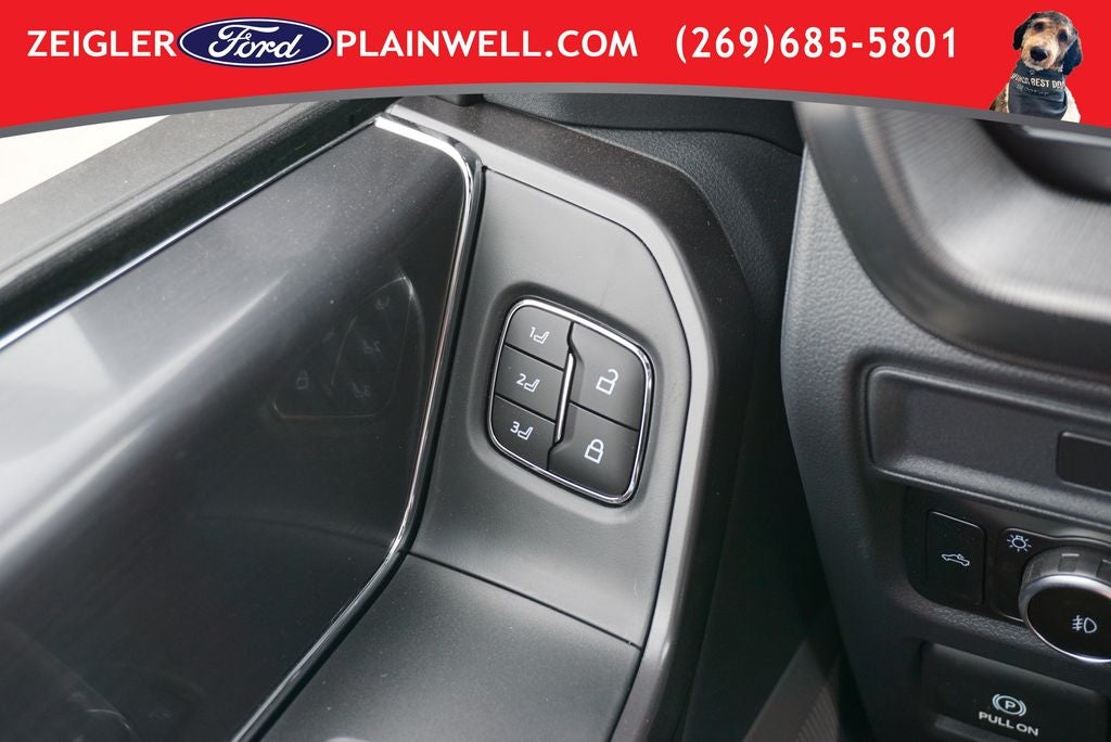 2026 Ford F-150 Lariat BLACK APPEARANCE PKG TWIN PANEL ROOF 20" BLACK WH