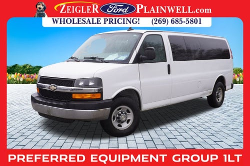2016 Chevrolet Express 3500 LT Passenger
