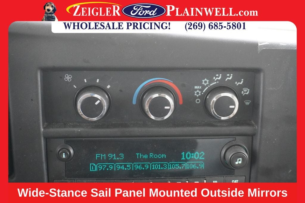 2015 Chevrolet Express 4500 Base Cutaway