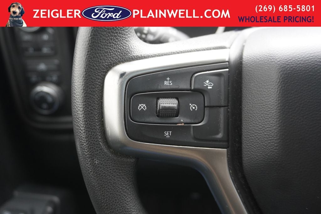 2022 Chevrolet Silverado 1500 LTD Custom CREW CAB 4X4 BLACK APPEARANCE PLG 20' WHEELS