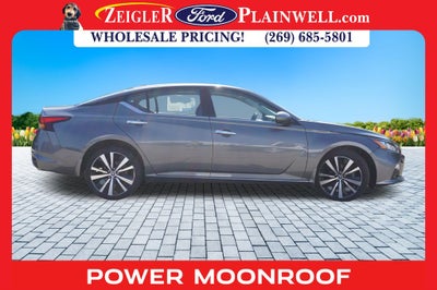 2019 Nissan Altima 2.5 Platinum AWD NAV Heated Leather Heated Steering Power Moonr