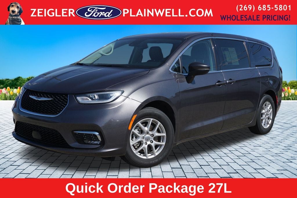 2023 Chrysler Pacifica Touring L