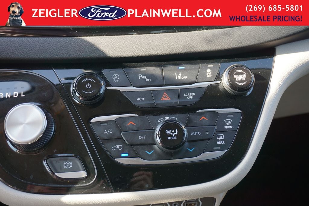 2024 Chrysler Pacifica Touring L Leather Rear Cameta Power Slider Doors